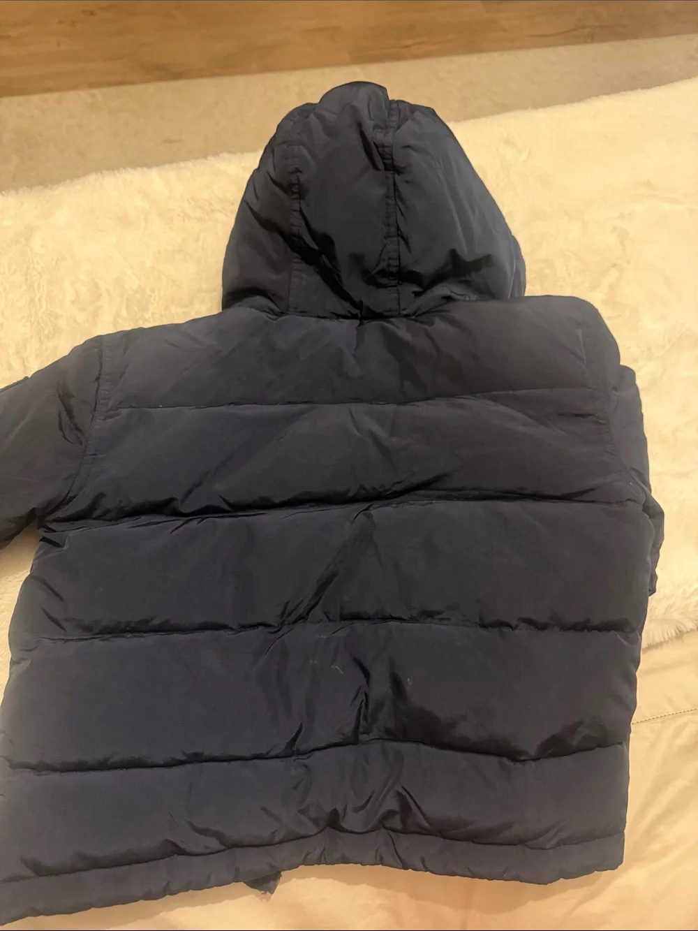 Tommy Hilfiger Navy Puffer Jacket with Blue Lining and Cream Stripe